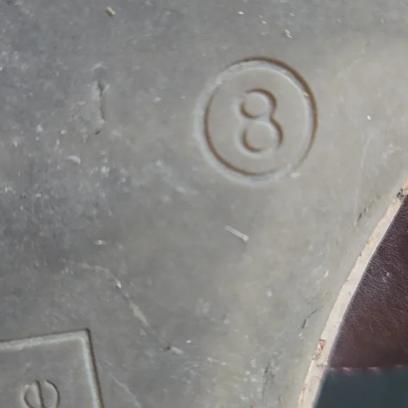 Liz Claiborne Dark Brown Women's Sandals - Picture 3 of 3